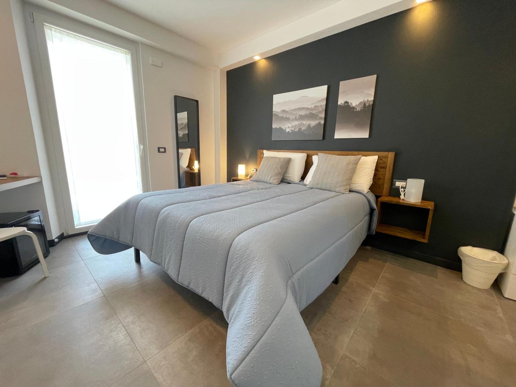 Chambre Double - Vue sur Piscine