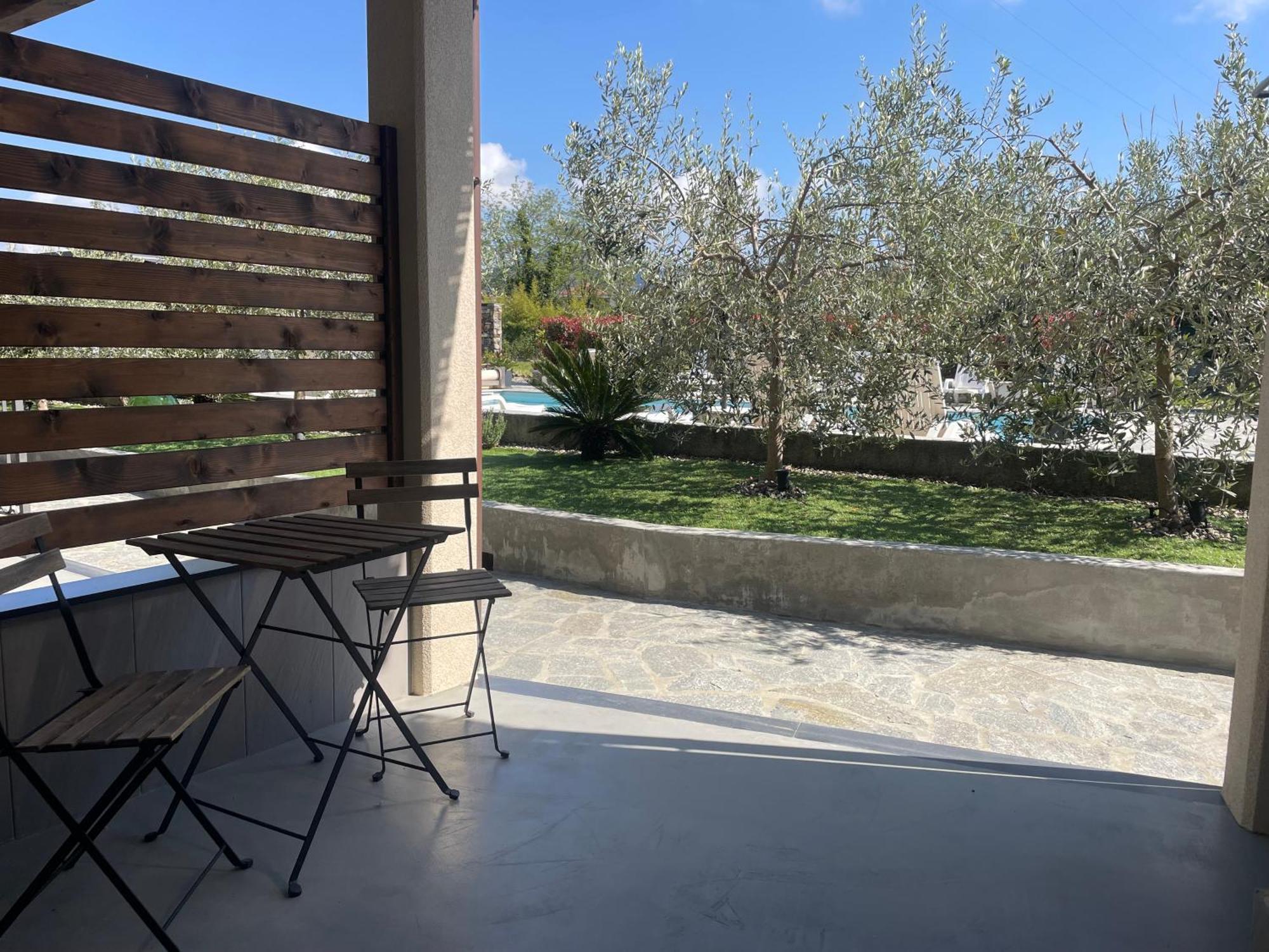 Chambre Double - Vue sur Piscine