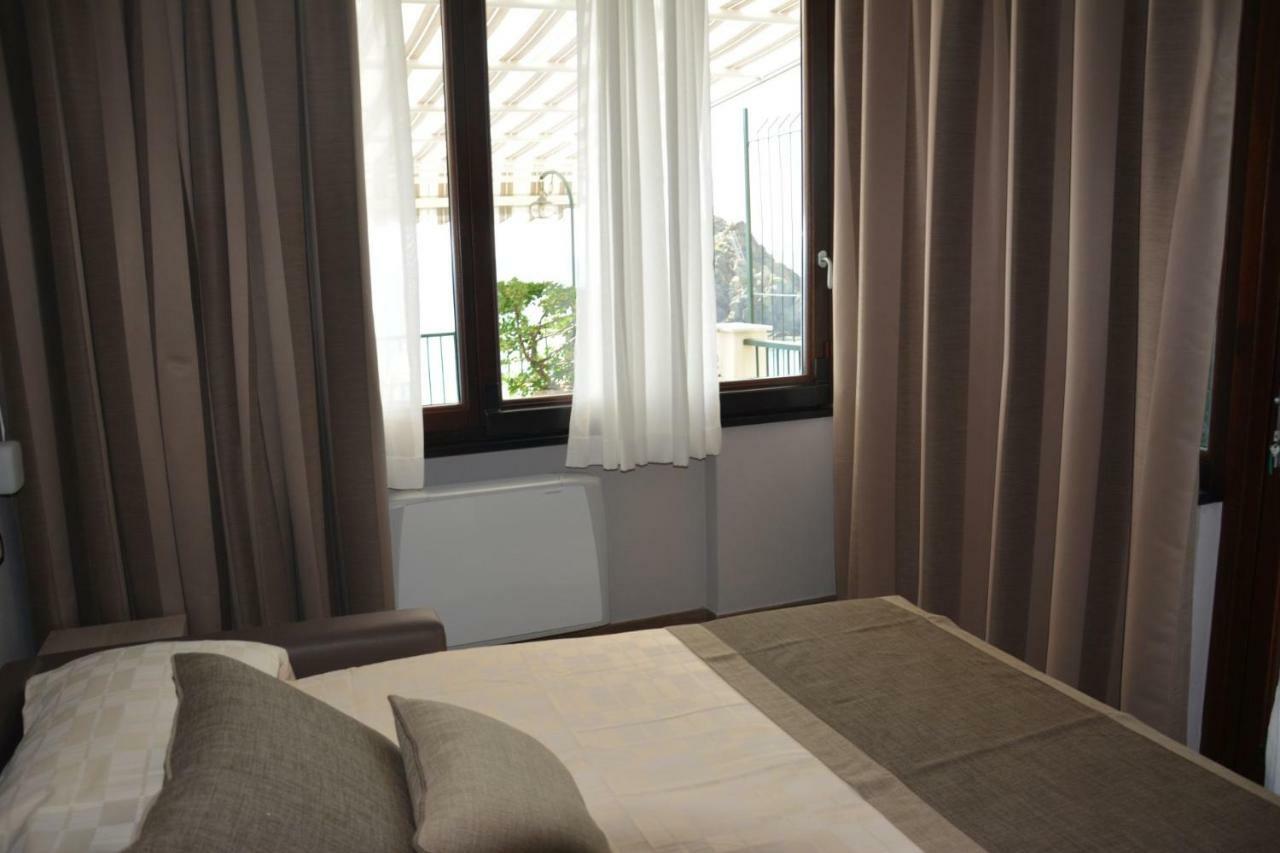 Chambre Double ou Lits Jumeaux - Vue sur Mer